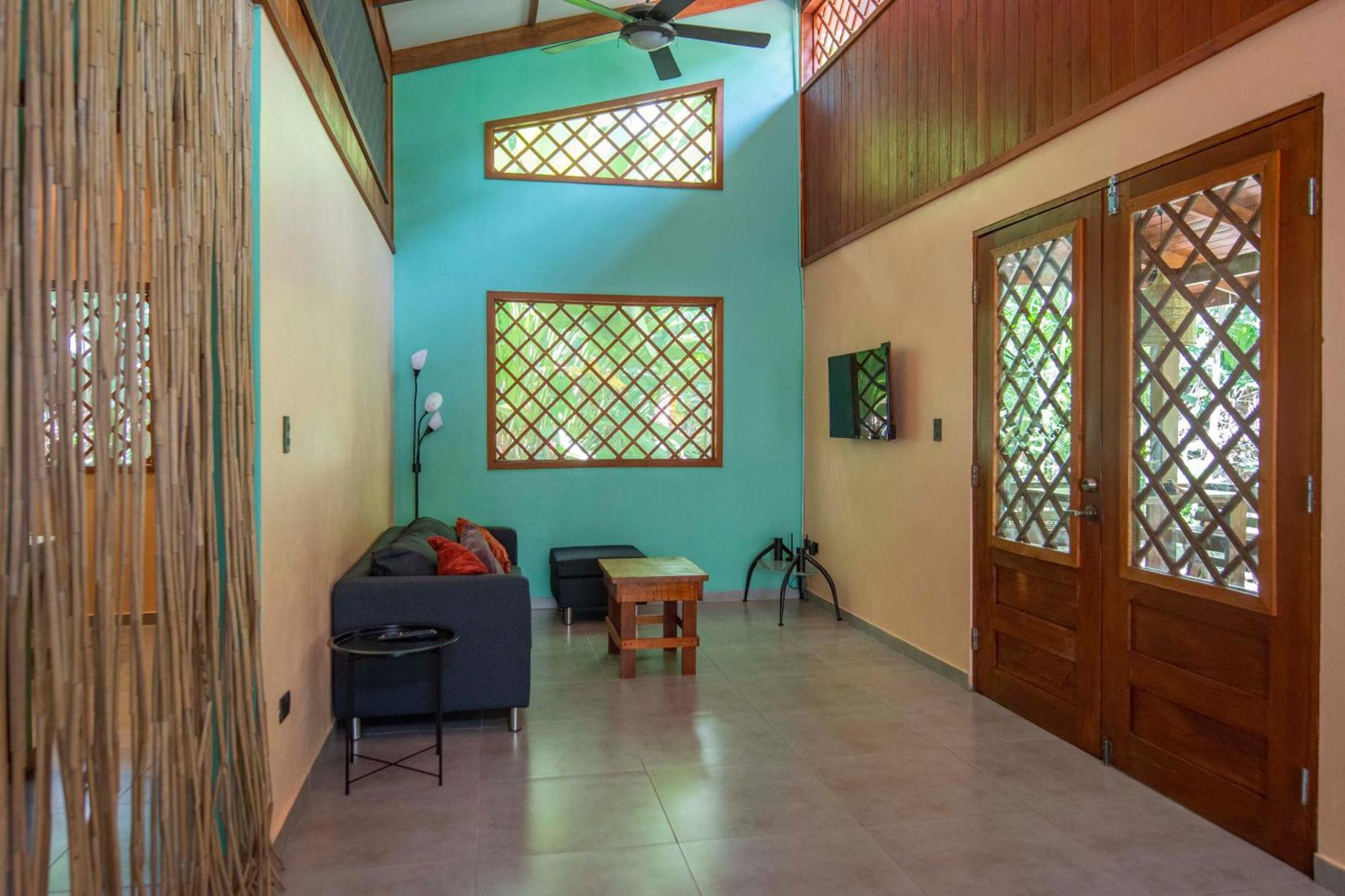 Hotel Casa Merlin Puerto Viejo de Talamanca Phòng bức ảnh